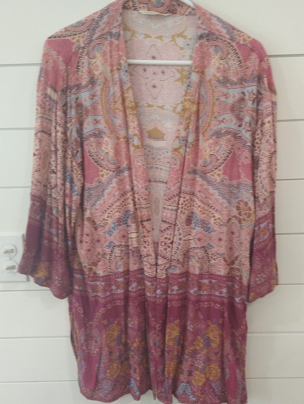 Soft Surroundings Pink Paisley Open-Front Kimono